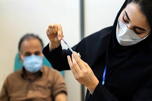 ۸۷ درصد از گروه هدف در استان دوز چهارم واکسن کرونا را دریافت نکرده‌اند